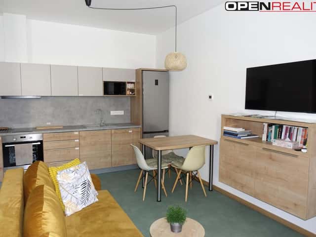 Pronájem bytu 2+kk 40 m2, náměstí Svobody, Strážnice, okres Hodonín