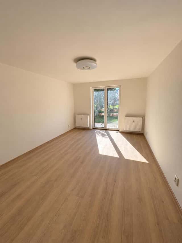 Pronájem bytu 1+1 32 m2, V Zahrádkách, Pardubice – Studánka