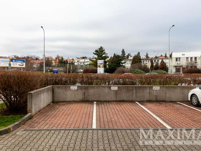 Pronájem objektu 4 m2, Počernická, Praha 10 – Malešice