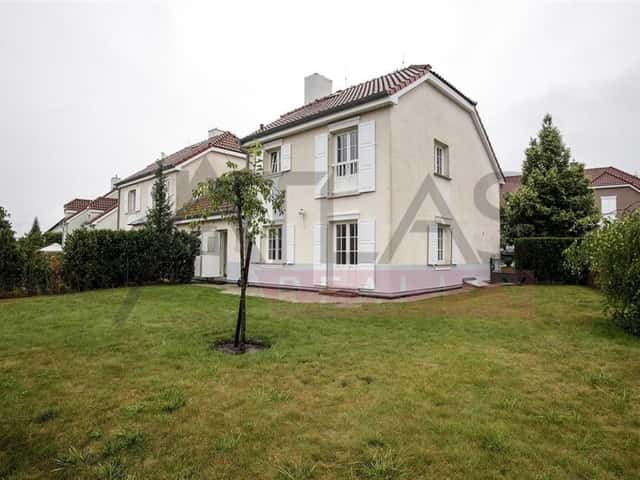 Pronájem domu 180 m2, Na Malé Šárce, Praha 6 – Nebušice