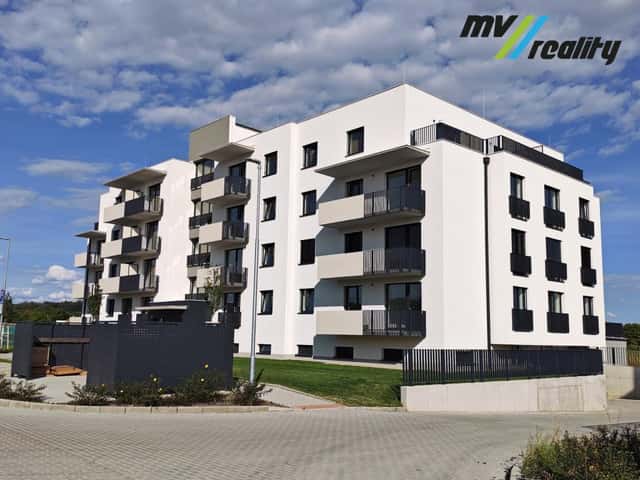 Pronájem bytu 1+kk 31 m2, Šípková, Lysá nad Labem, okres Nymburk