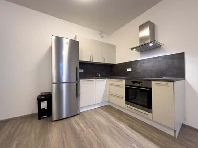 Pronájem bytu 2+kk 54 m2, Honzíkova, Praha 10 – Dolní Měcholupy