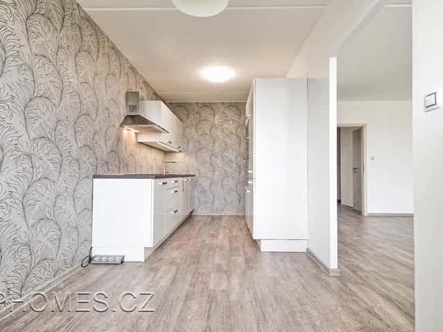 Pronájem bytu 3+1 71 m2, Mrkvičkova, Praha 6 – Řepy
