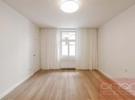 Pronájem bytu, 3+kk, 93 m², náměstí Jiřího z Poděbrad, Praha 3 – Vinohrady