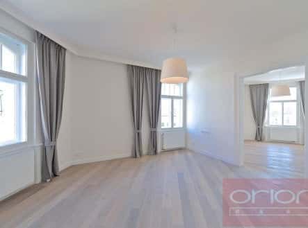 Pronájem bytu, 3+1, 137 m², náměstí Jiřího z Poděbrad, Praha 2 – Vinohrady