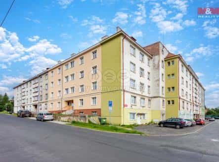 Prodej bytu, 3+1, 78 m², Nad Dvorem, Karlovy Vary – Rybáře