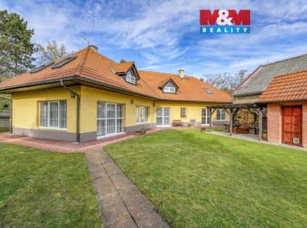 Prodej domu/vily, 478 m², Na návsi, Veleň – Mírovice, okres Praha-východ