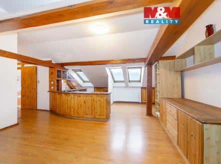 Prodej bytu, 2+kk, 70 m², Kosmonautů, Hořovice, okres Beroun