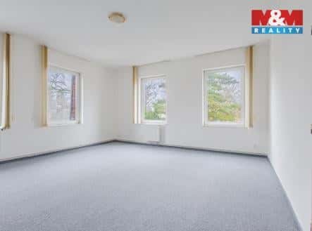Pronájem bytu, 3+1, 85 m², Tržní náměstí, Nový Bor, okres Česká Lípa