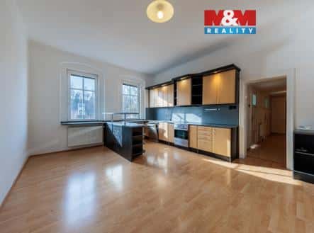 Prodej bytu, 4+1, 136 m², Čs. armády, Kraslice, okres Sokolov