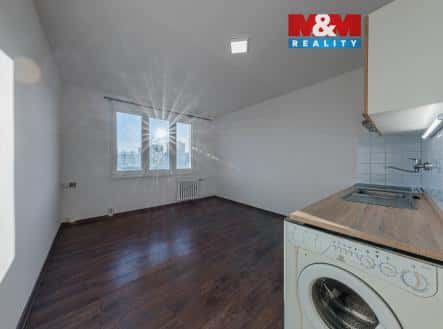 Pronájem bytu, 1+kk, 20 m², náměstí 9. května, Chodov, okres Sokolov