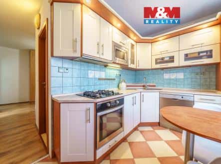 Prodej bytu, 3+1, 66 m², Slavíčkova, Sokolov