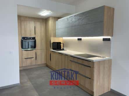 Pronájem bytu, 2+kk, 63 m², U Branišovského lesa, České Budějovice – České Budějovice 2