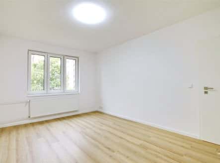 Prodej bytu, 2+1, 49 m², Na Drážce, Pardubice – Pardubice III