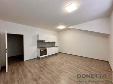 Pronájem bytu, 1+kk, 32 m², Nebušická, Horoměřice, okres Praha-západ