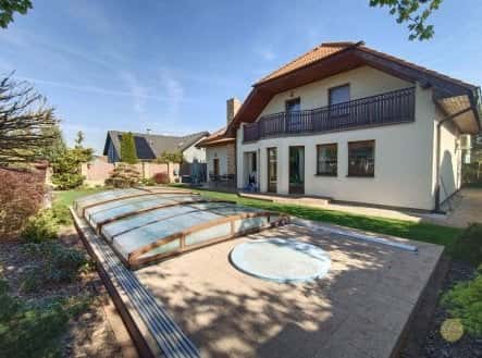 Prodej domu/vily, 320 m², Donínská, Praha 9 – Újezd nad Lesy