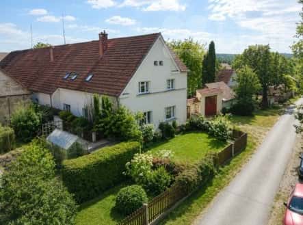 Prodej domu/vily, 785 m², Librantice, okres Hradec Králové