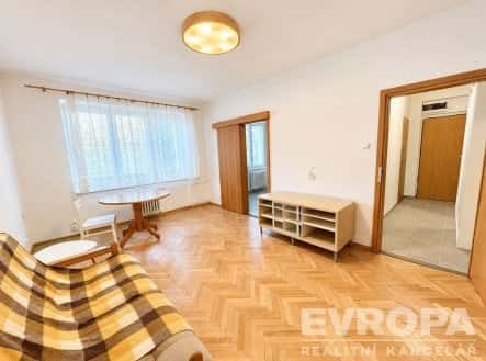 Pronájem bytu, 2+1, 56 m², Francouzská třída, Plzeň – Plzeň 2-Slovany, okres Plzeň-město