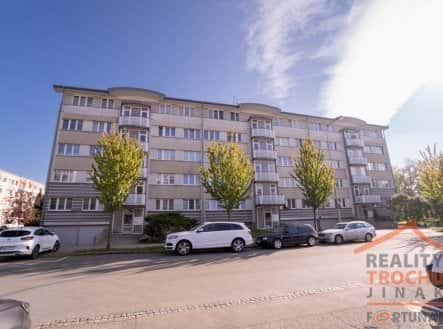 Prodej bytu, 4+1, 77 m², Gagarinova, Hradec Králové – Slezské Předměstí