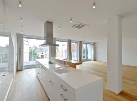 Pronájem bytu, 4+kk, 203 m², Laubova, Praha 3 – Vinohrady