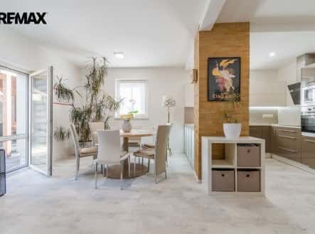 Prodej domu/vily, 214 m², V Kamení, Plzeň – Plzeň 2-Slovany, okres Plzeň-město