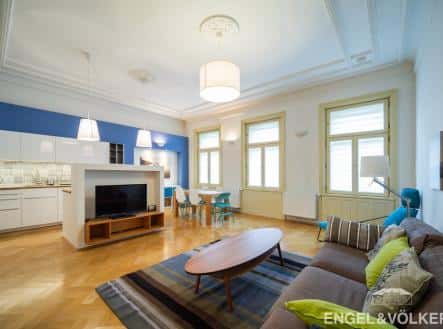 Pronájem bytu, 2+kk, 68 m², Soukenická, Nové Město, okres Hradec Králové