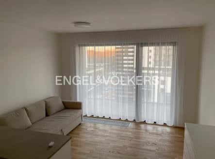 Pronájem bytu, 1+kk, 34 m², Mezi vodami, Praha 4 – Modřany