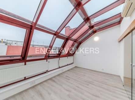 Pronájem bytu, 4+1, 80 m², Pod Klamovkou, Praha 5 – Košíře