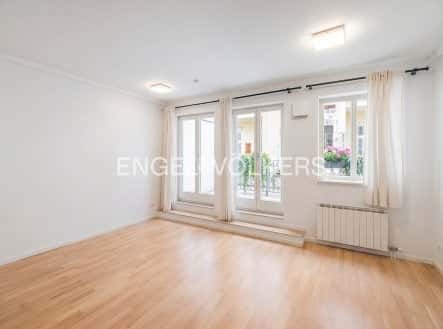 Pronájem bytu, 2+kk, 43 m², Korunovační, Praha 7 – Bubeneč