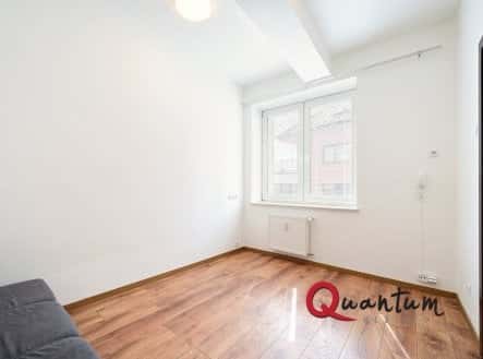 Prodej bytu, 1+kk, 19 m², Suchdolské náměstí, Praha 6 – Suchdol