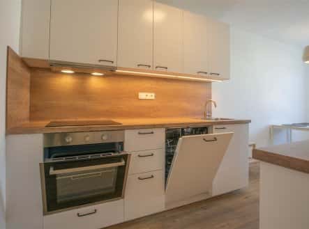 Pronájem bytu, 3+1, 72 m², Ostromečská, Praha 3 – Žižkov