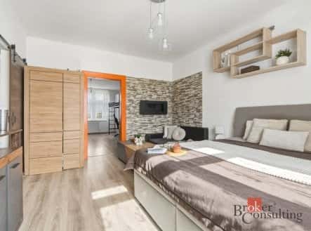 Prodej bytu, 1+1, 50 m², Střelecká, Hradec Králové