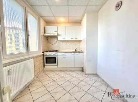 Prodej bytu, 2+1, 52 m², Pod Břízami, Chomutov
