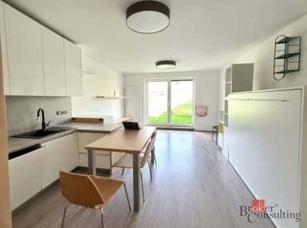 Pronájem bytu, 1+kk, 31 m², Za černým mostem, Praha 9 – Hloubětín