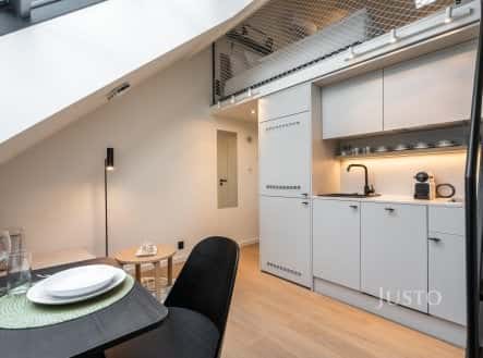 Prodej bytu, 1+kk, 49 m², Prvního pluku, Praha 8 – Karlín