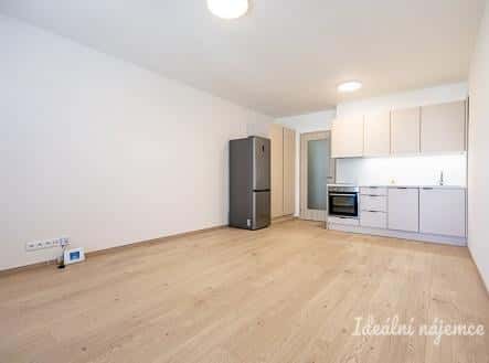 Pronájem bytu, 1+kk, 35 m², Poděbradská, Praha 9 – Vysočany