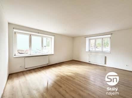Pronájem bytu, 3+1, 67 m², Palackého náměstí, Dobrovice, okres Mladá Boleslav