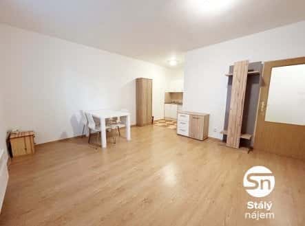 Pronájem bytu, 1+kk, 31 m², Novovysočanská, Praha 9 – Vysočany