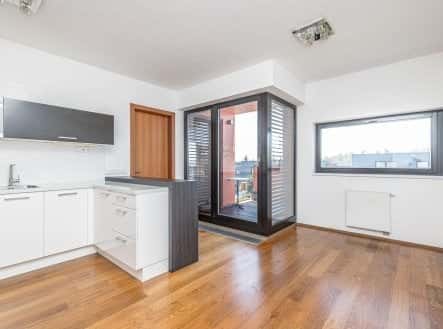 Prodej bytu, 2+kk, 45 m², Dolnomlýnská, Praha 4 – Kunratice