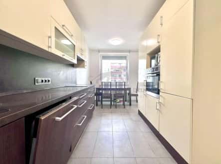 Pronájem bytu, 3+1, 75 m², Voskovcova, Praha 5 – Hlubočepy