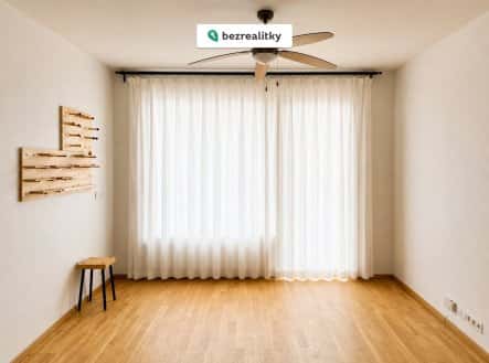Prodej bytu, 1+kk, 34 m², Smržových, Praha 9 – Vysočany