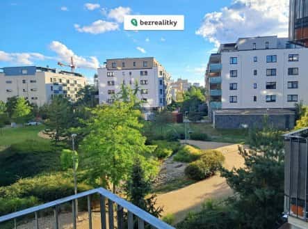 Prodej bytu, 1+kk, 27 m², Zakšínská, Praha 9 – Střížkov