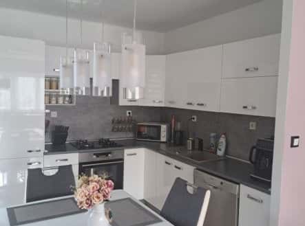 Prodej bytu, 3+kk, 64 m², Průběžná, Ostrava – Poruba, okres Ostrava-město