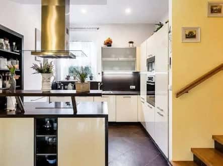 Pronájem domu/vily, 1 300 m², Putimská, Praha 4 – Písnice