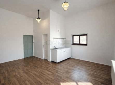 Pronájem bytu, 1+kk, 25 m², Moravcova, Kroměříž