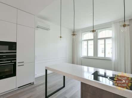 Pronájem bytu, 2+kk, 56 m², náměstí Jiřího z Poděbrad, Praha 3 – Vinohrady