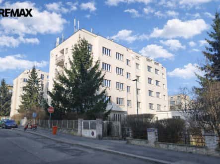 Prodej bytu, 1+1, 54 m², Nad Kajetánkou, Praha 6 – Břevnov