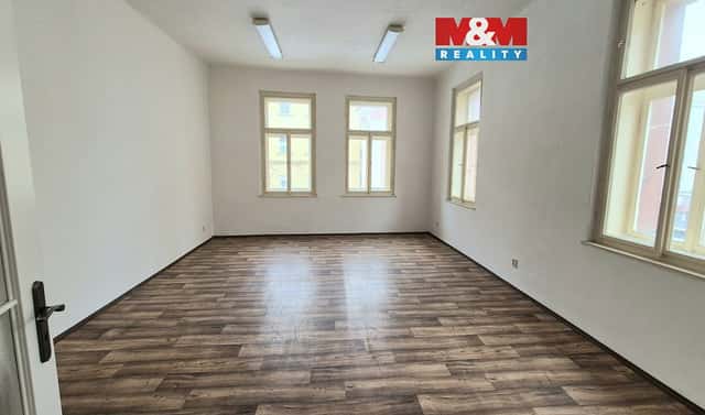 Pronájem kanceláře 41 m², Kladno