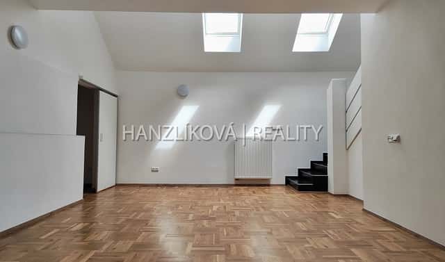 Pronájem bytu 3+kk 105 m², Skuherského, České Budějovice – České Budějovice 3