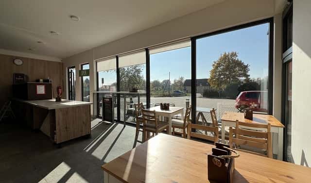 Pronájem komerčního objektu (jiného typu) 38 m², Ostrov, okres Karlovy Vary